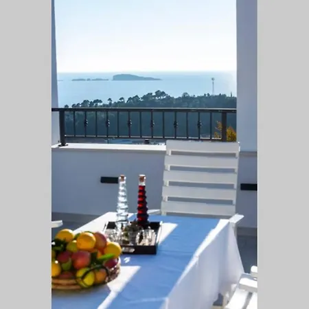 Stylish Penthouse With A Sea View Terrace * Млини