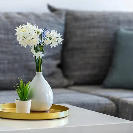 Апартаменты Stylish Penthouse With A Sea View Terrace *